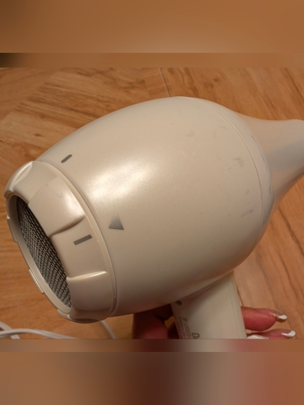 Babyliss PRO TT Hairdryer Blow-dryer White - Picture 3 of 3